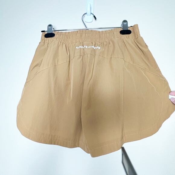 Alphalete Stride Running Shorts in Tan / Orange Womens Size Medium Activewear - Picture 3 of 6
